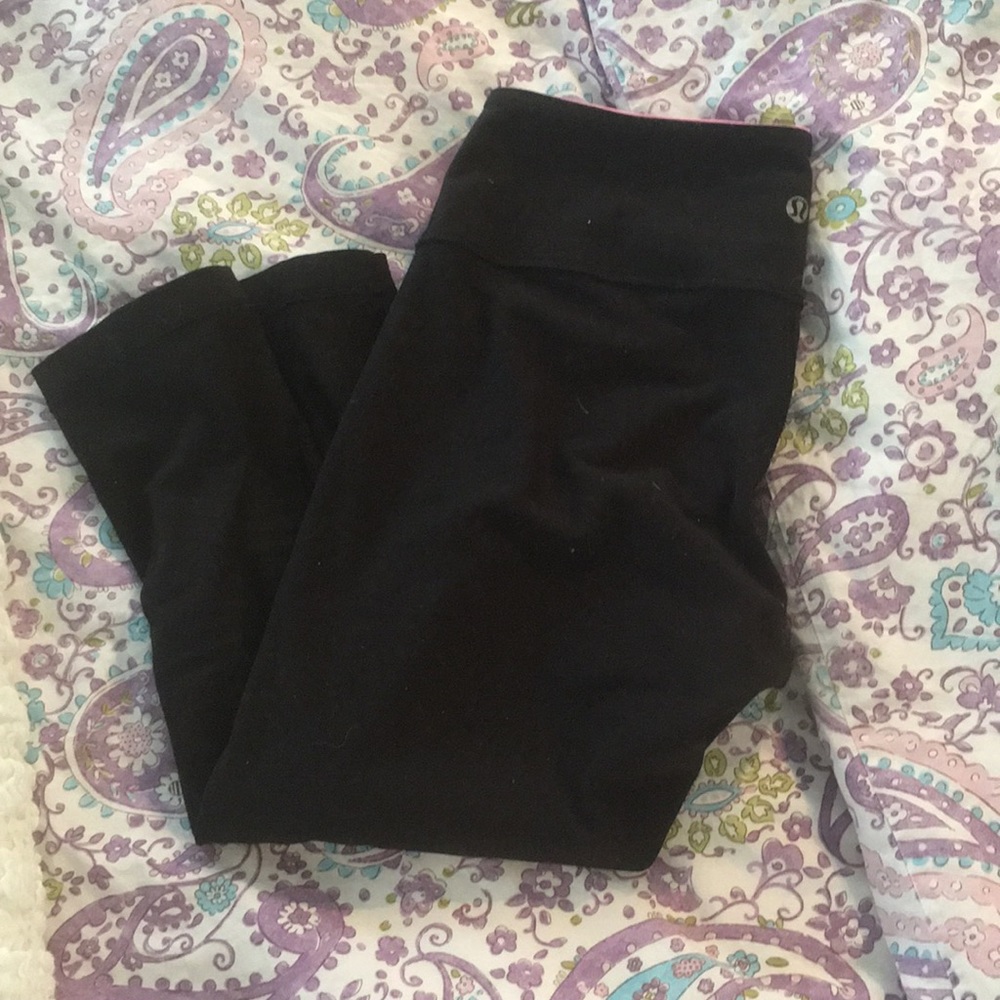 Lululemon reversible crops